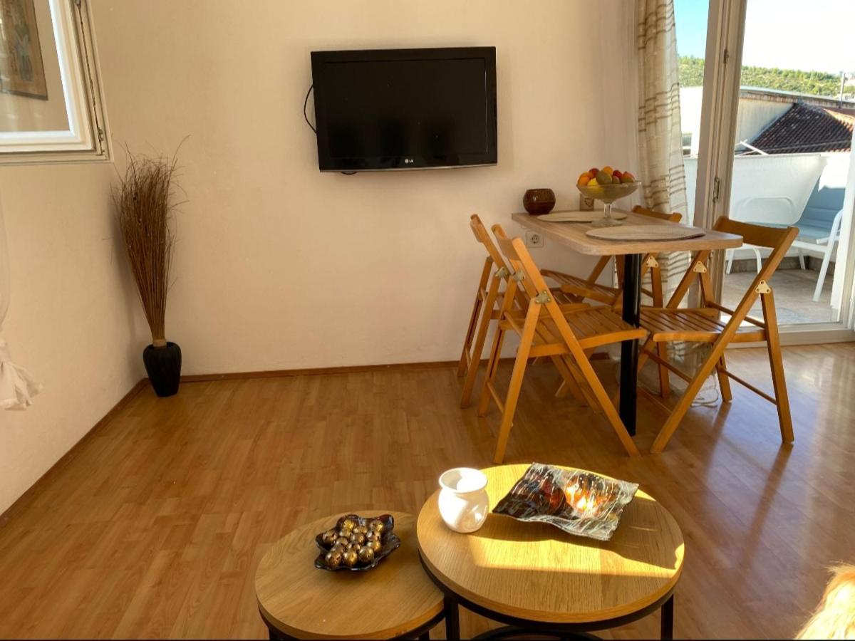 Apartment Remi, Penthouse With Balcony, Free Parking Маріна Екстер'єр фото